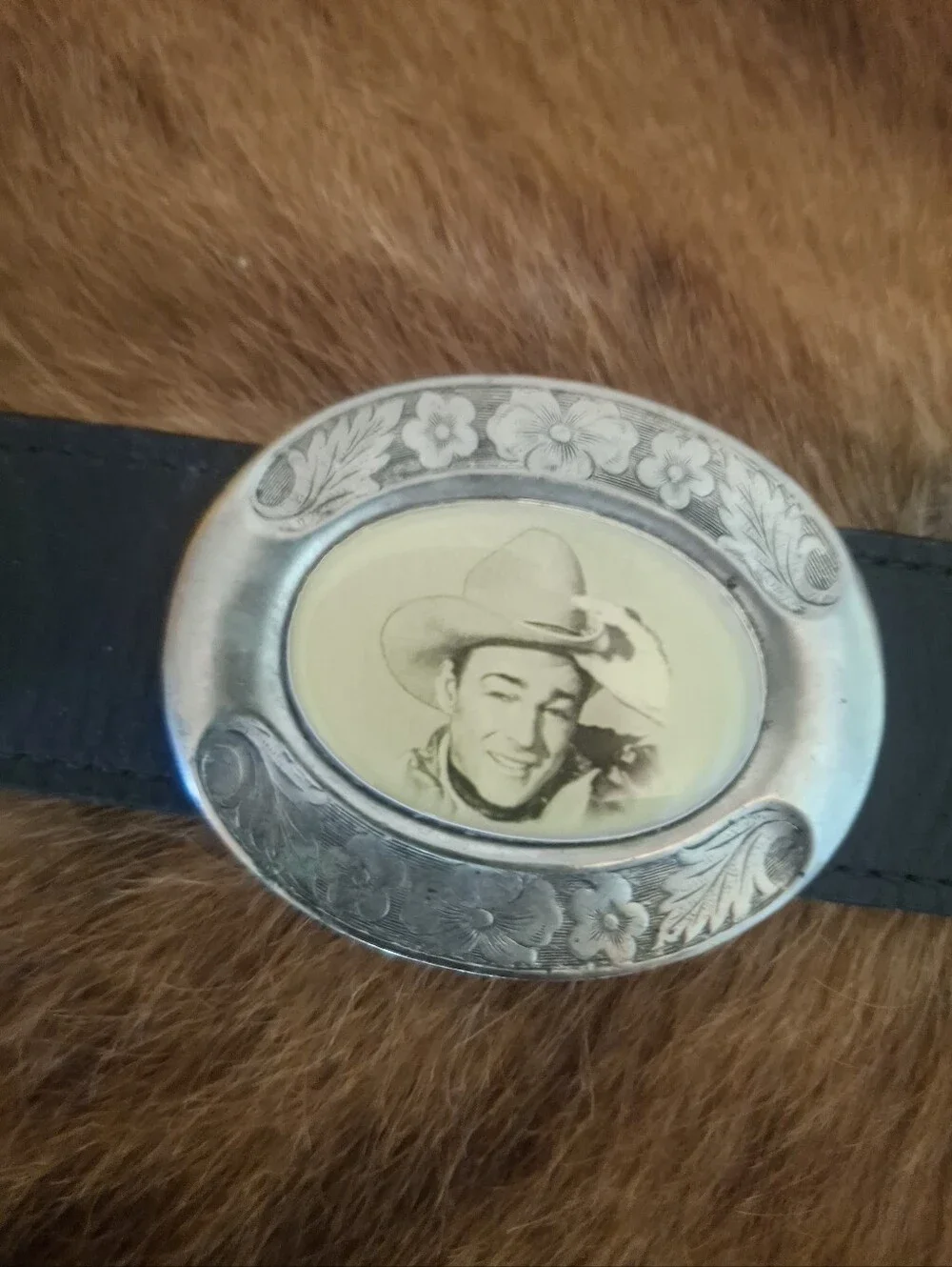 *RARE* Vintage Black Leather Belt with Western Actor Portrait Conchos